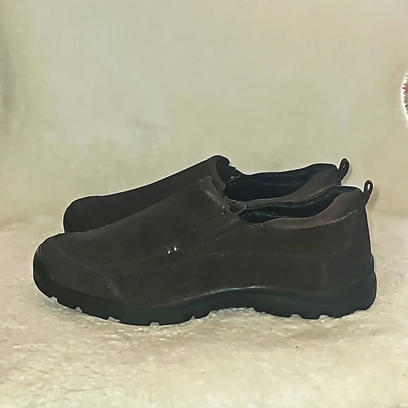LANDS END YOUTH/ADOLESCENT UNISEX WEATHER MOC SLIP ON SHOES SIZE 7 M - Picture 1 of 11